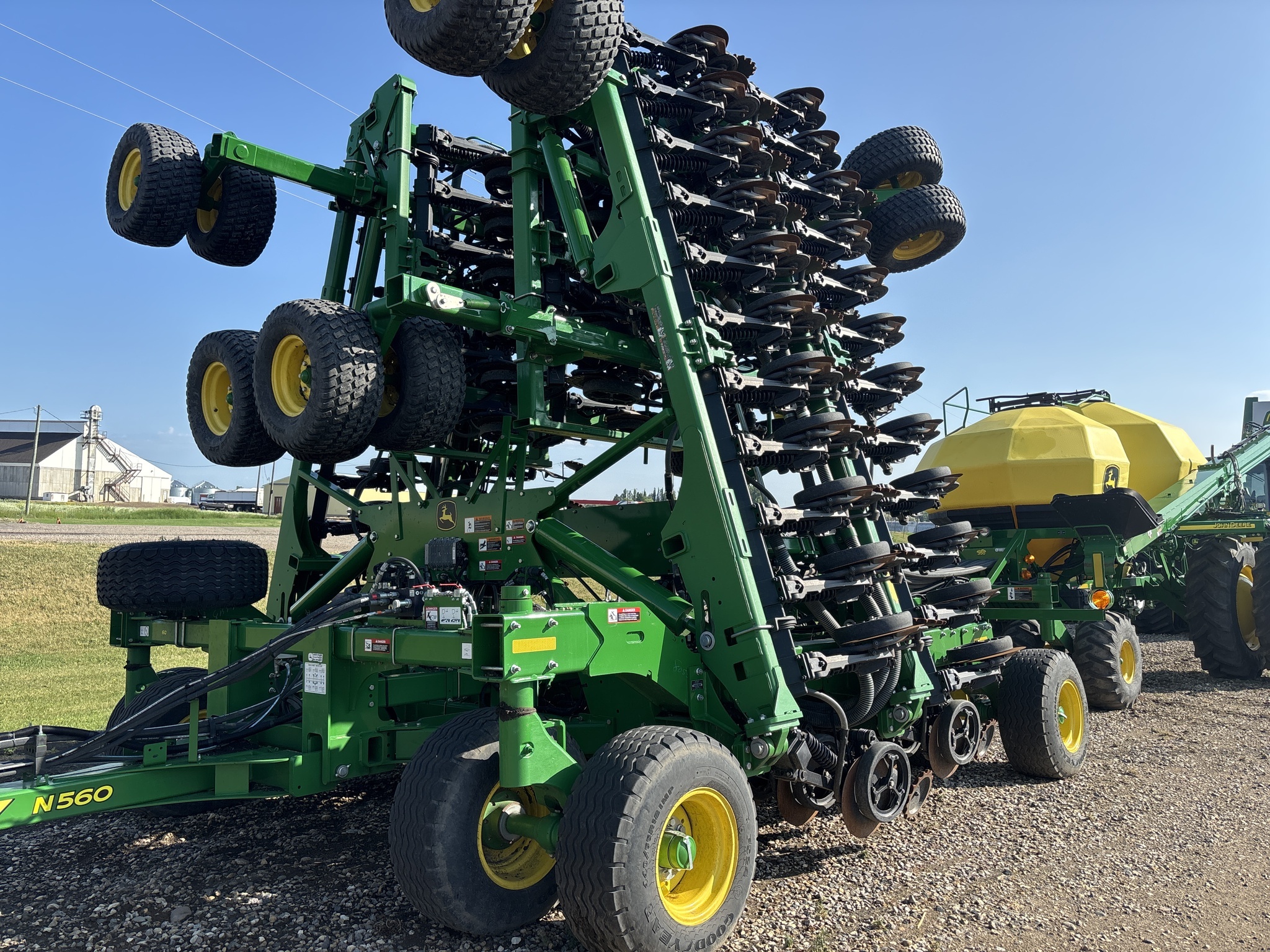 2022 John Deere N560 Air Seeder