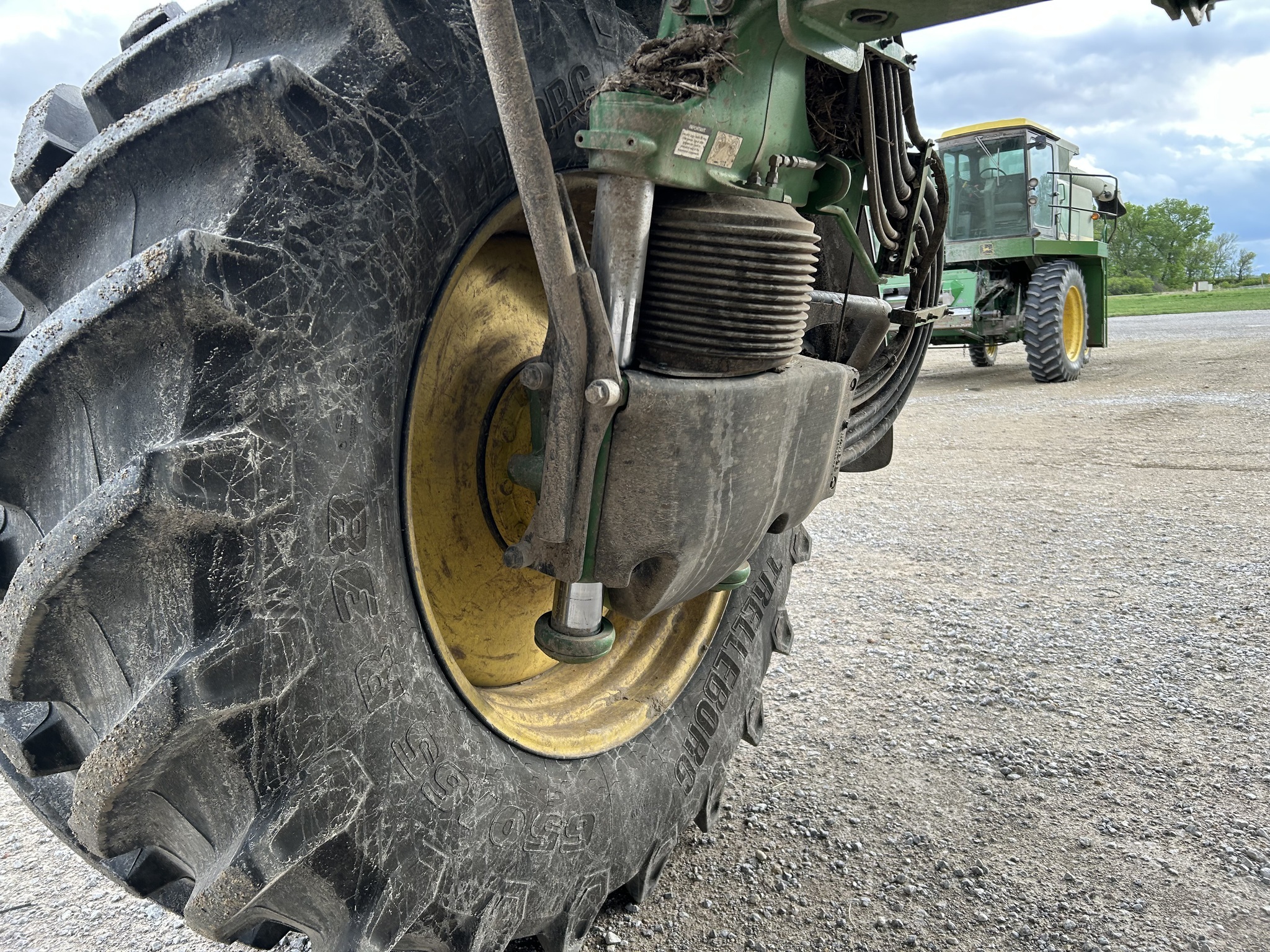 2024 John Deere 412R Self-Propelled Sprayer