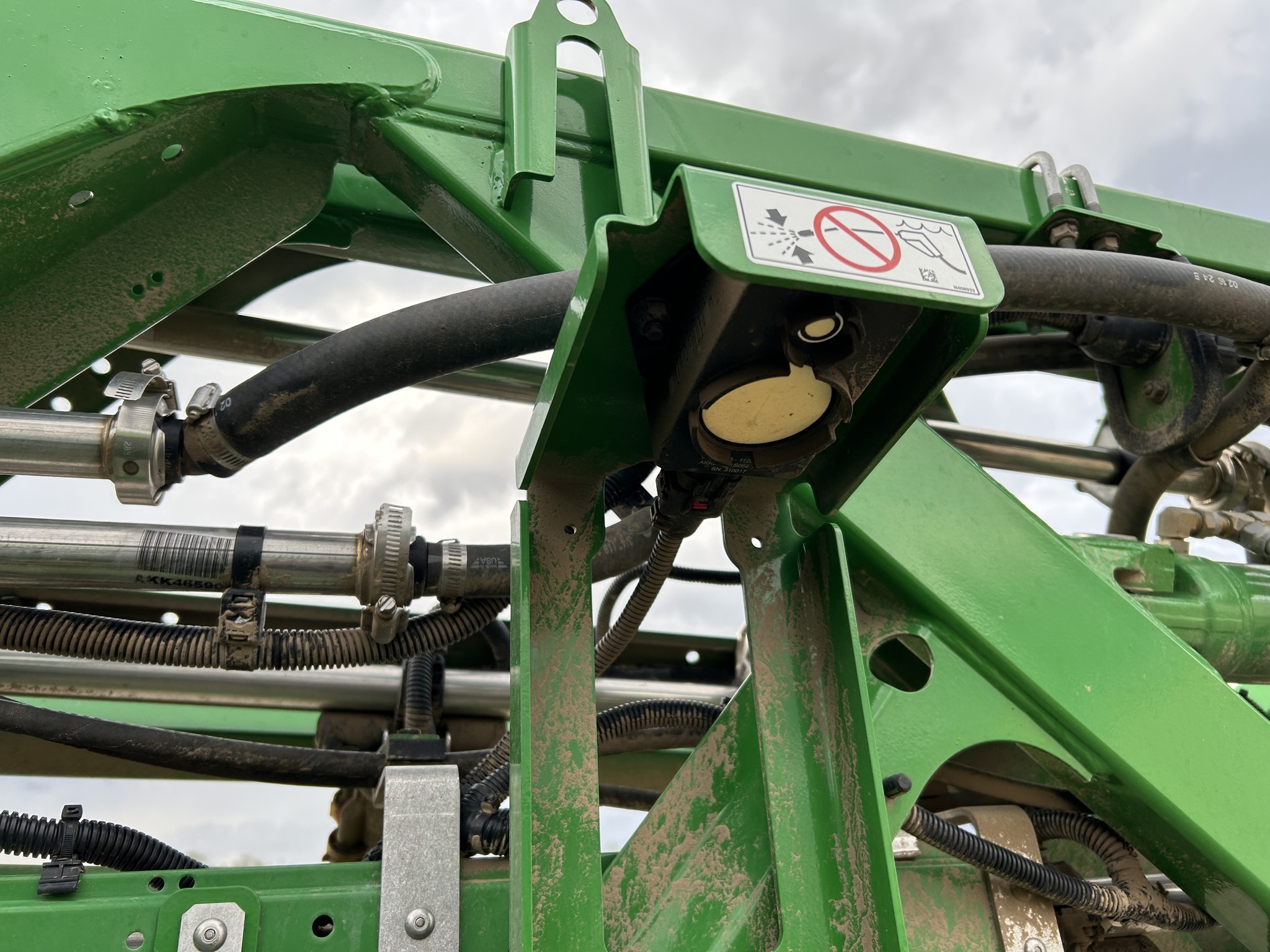 2024 John Deere 412R Self-Propelled Sprayer