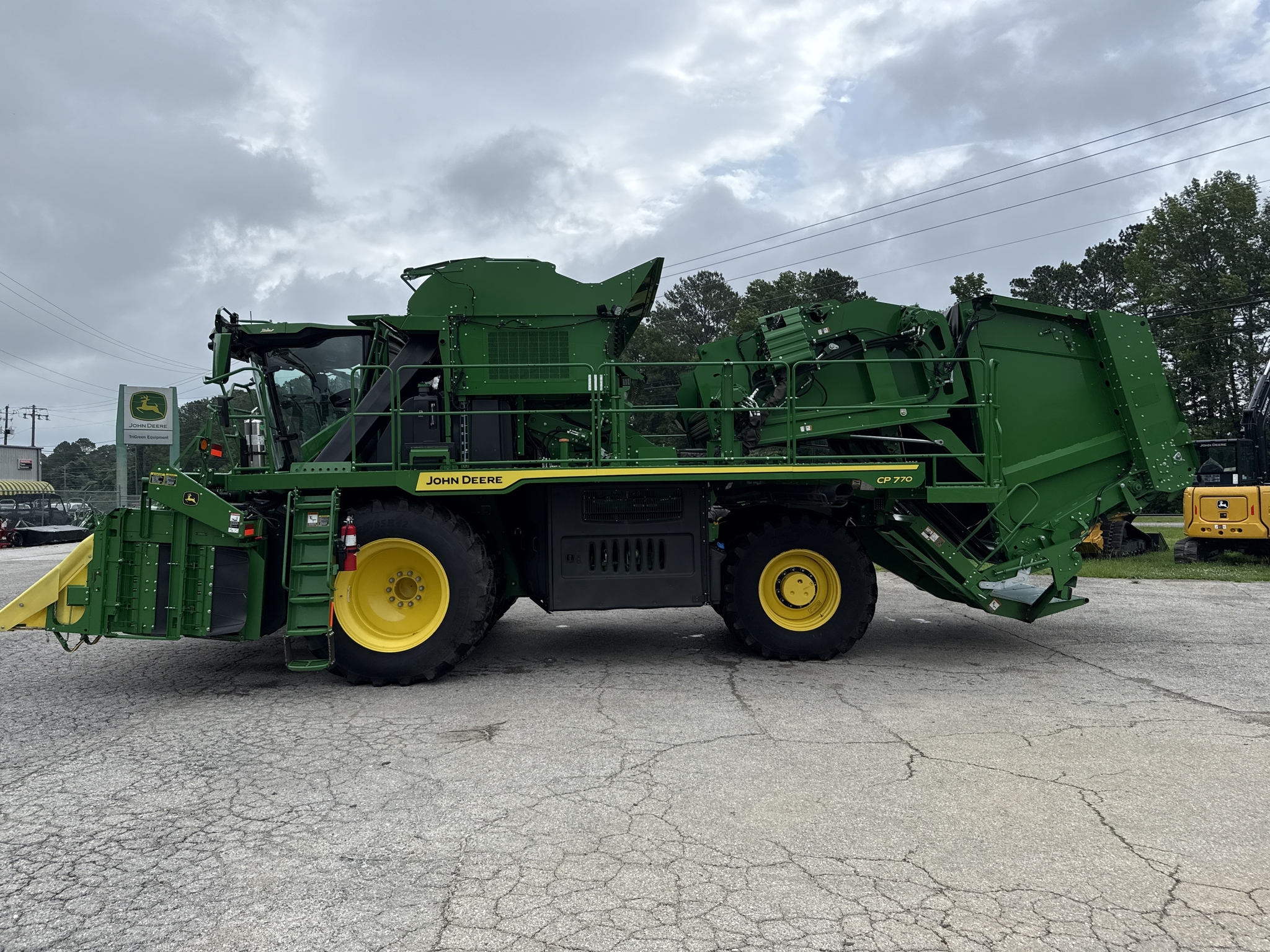 2023 John Deere CP770 Cotton Equipment
