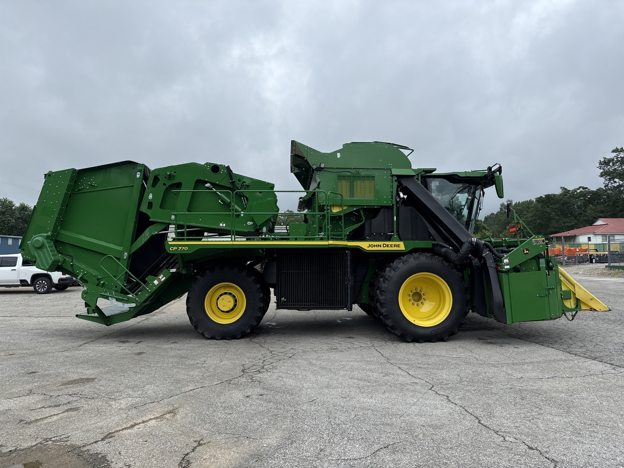 2023 John Deere CP770 Cotton Equipment