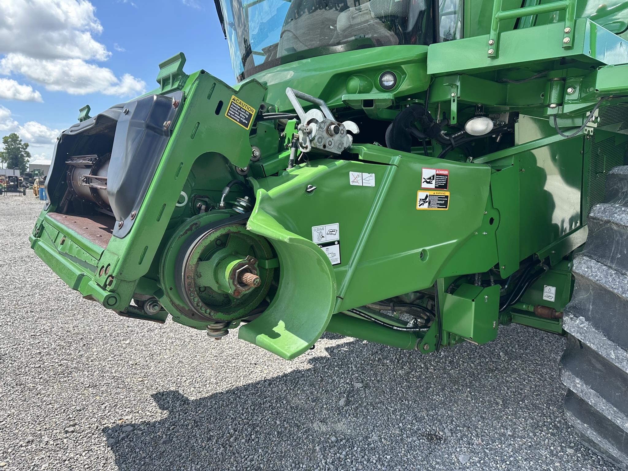 2012 John Deere S690 Combine