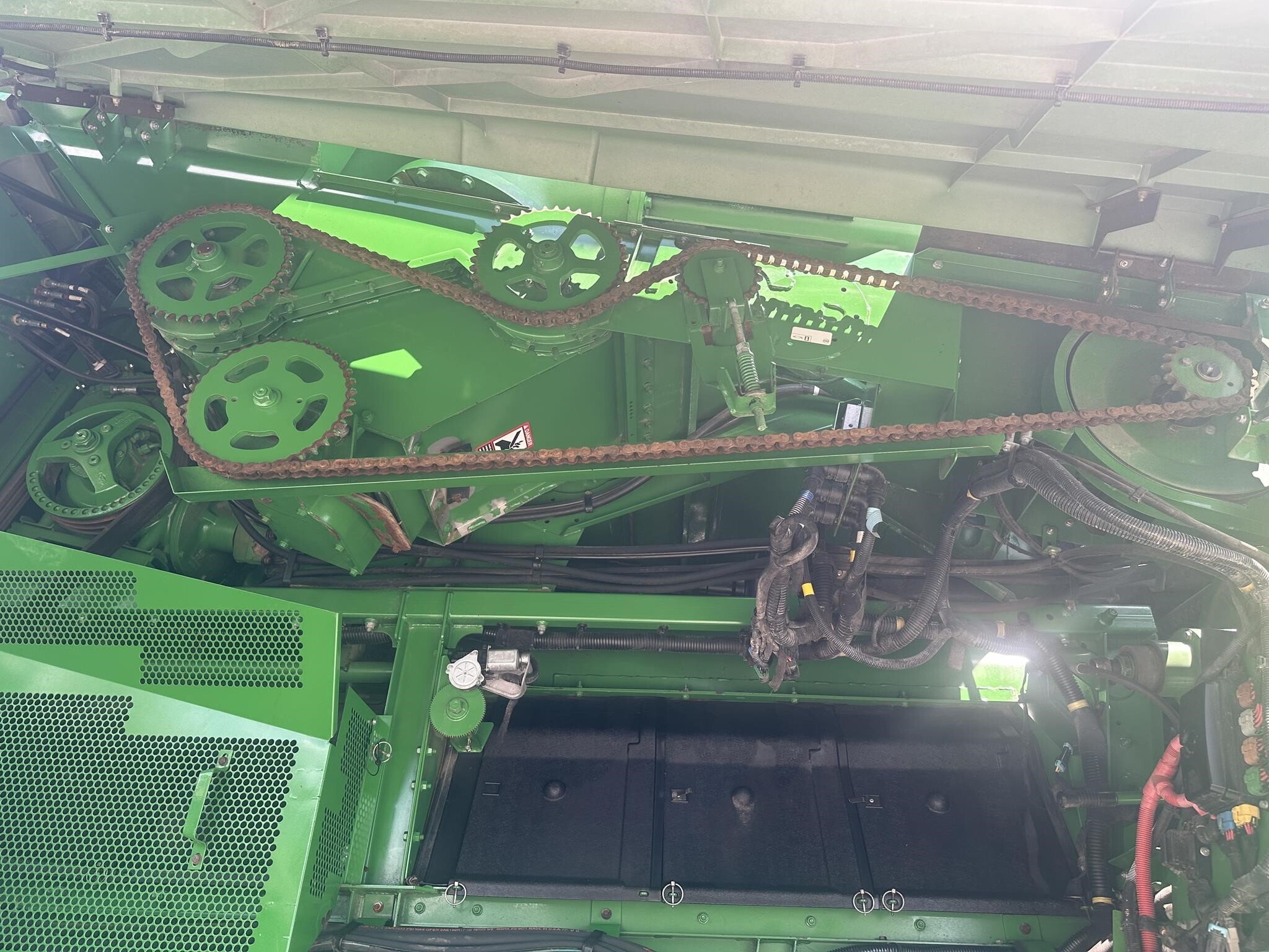2012 John Deere S690 Combine