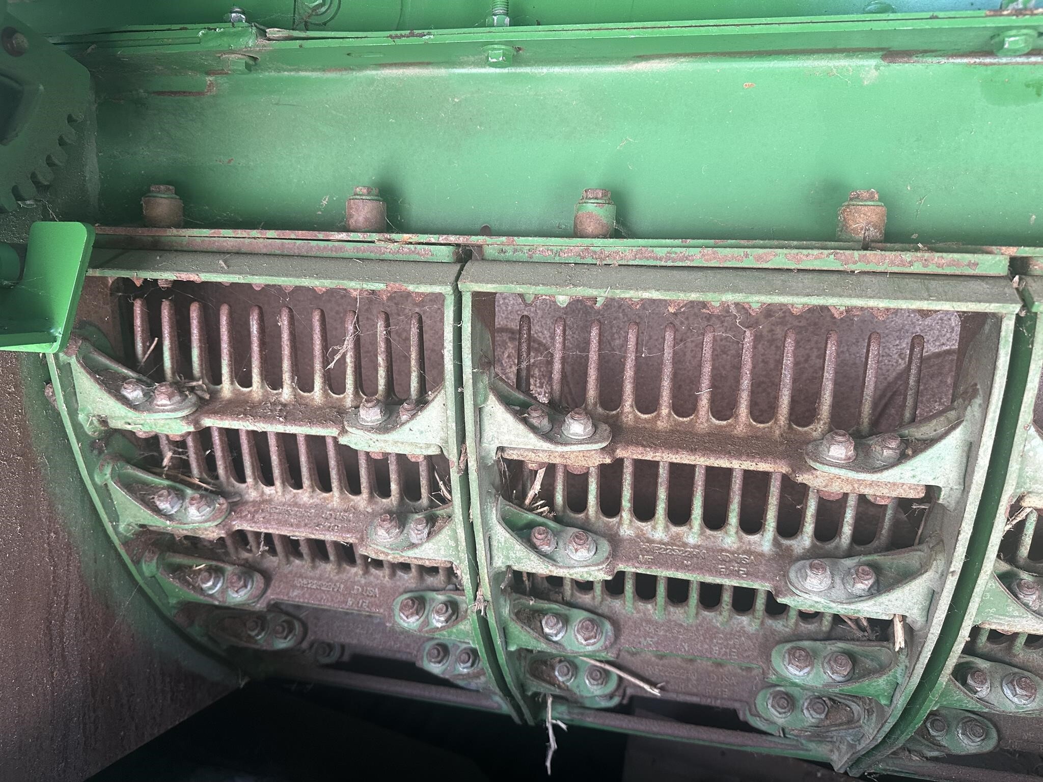 2012 John Deere S690 Combine