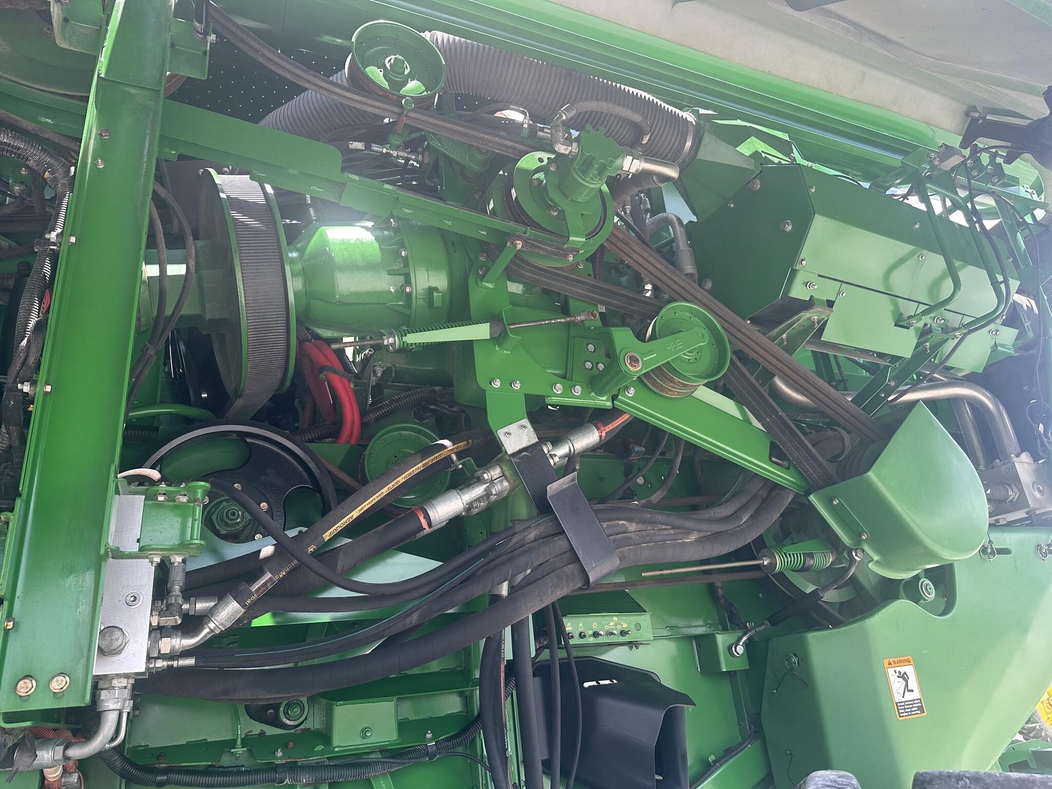 2012 John Deere S690 Combine