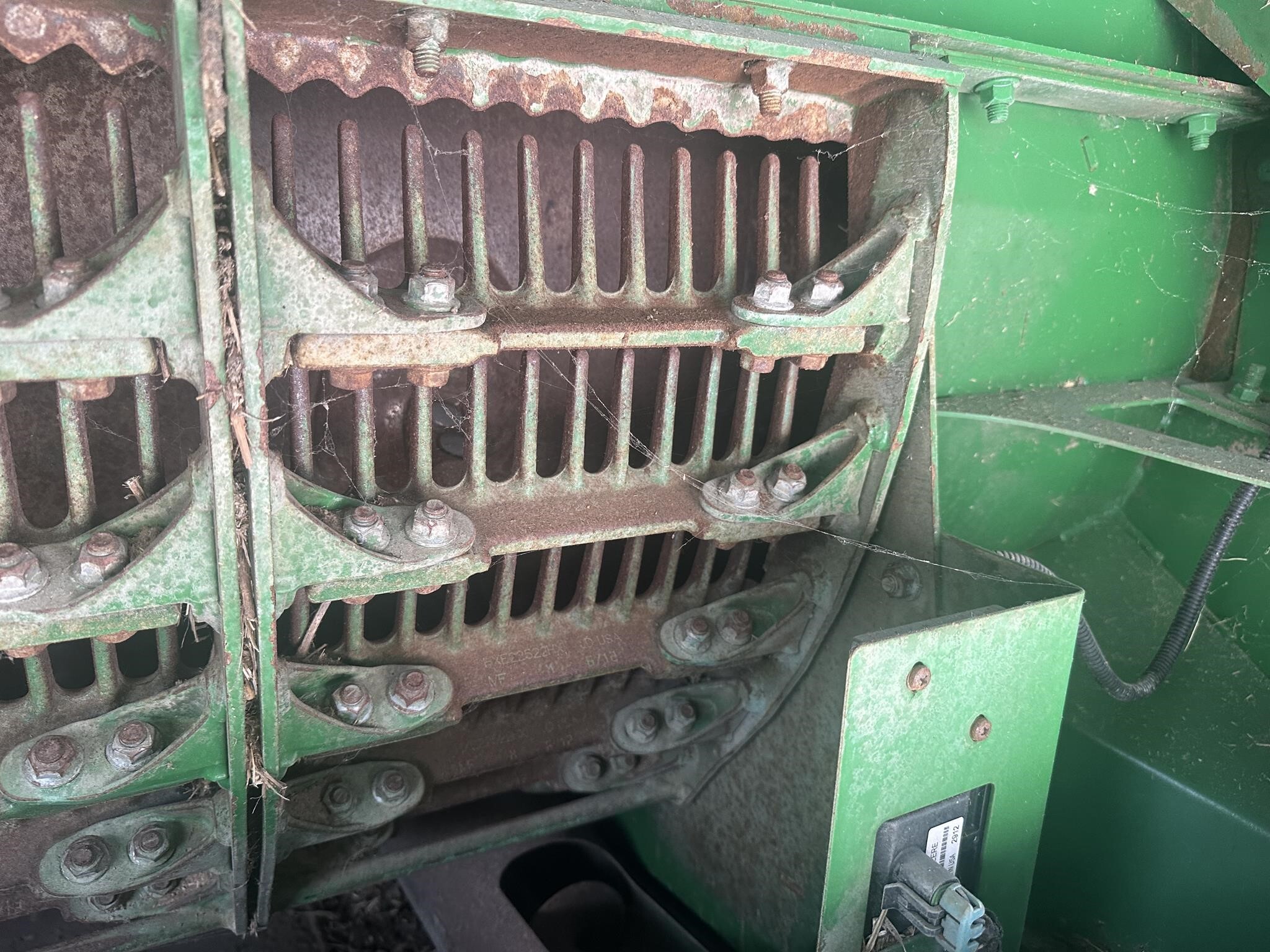 2012 John Deere S690 Combine