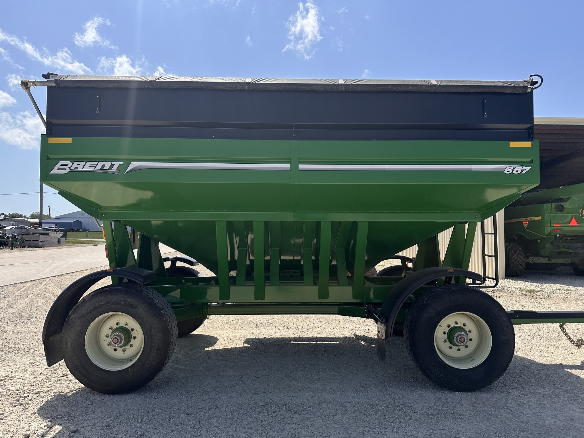 2017 Brent 657 Gravity Wagon