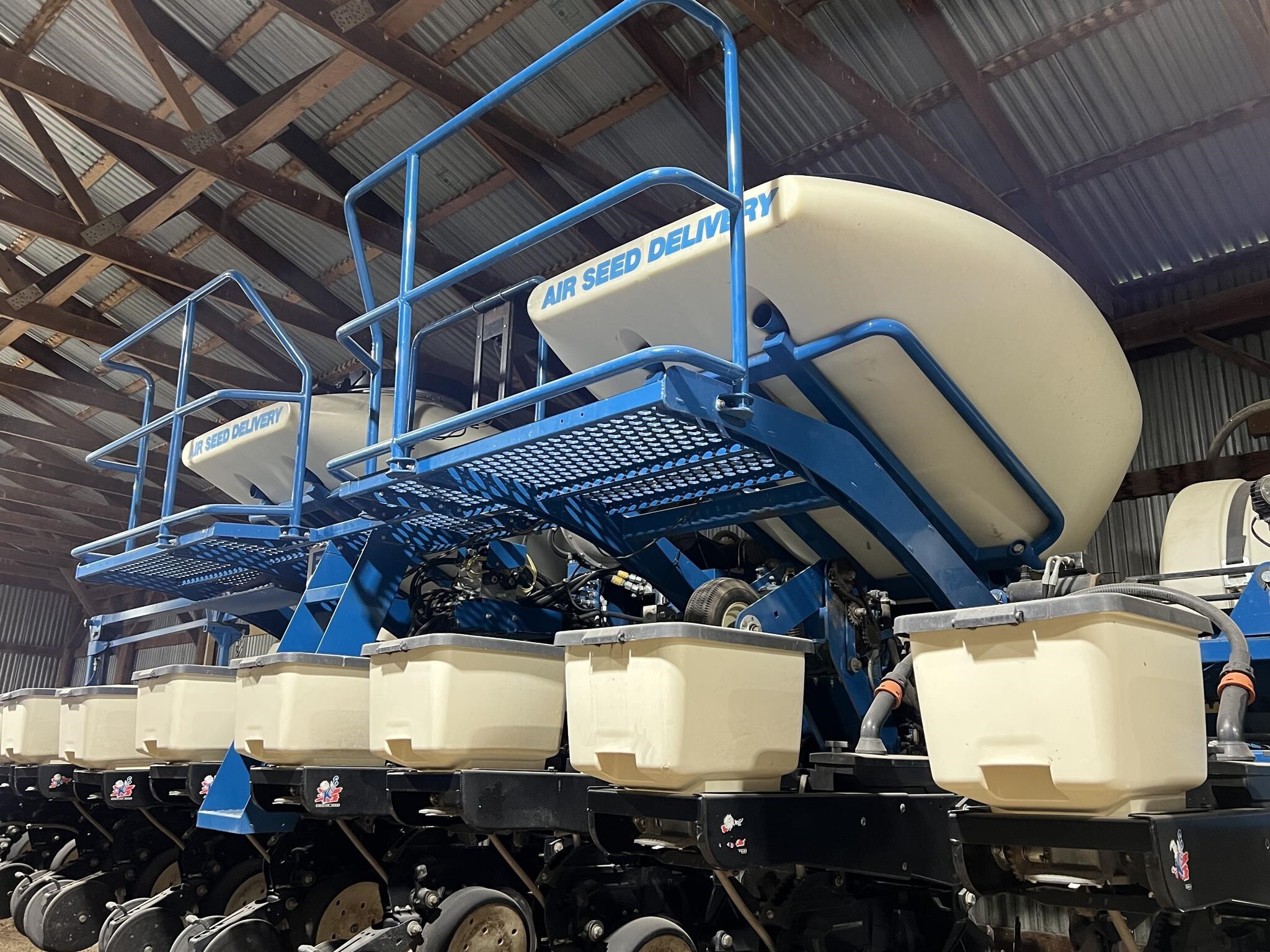 2012 Kinze 3660 ASD Planter