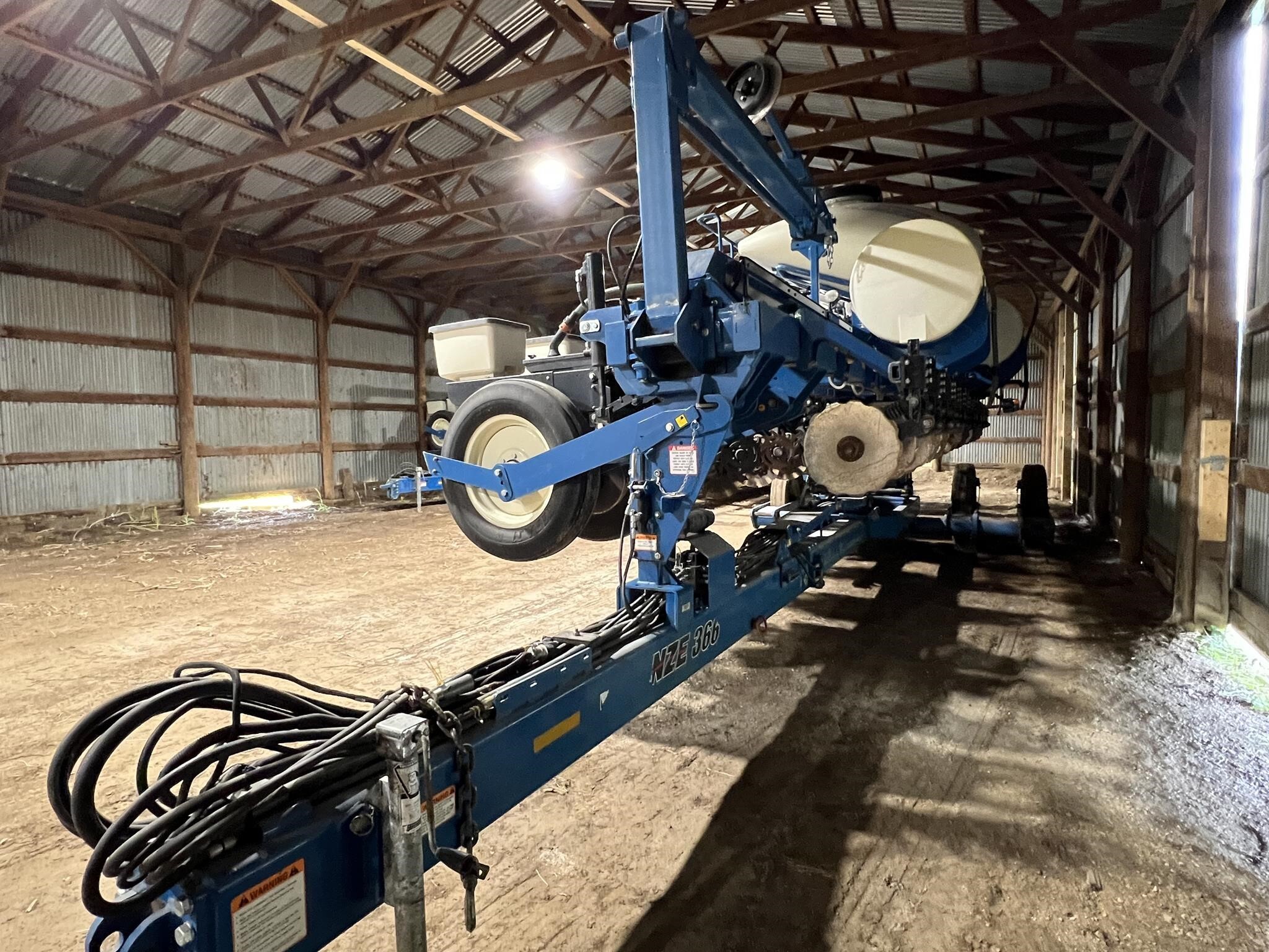 2012 Kinze 3660 ASD Planter