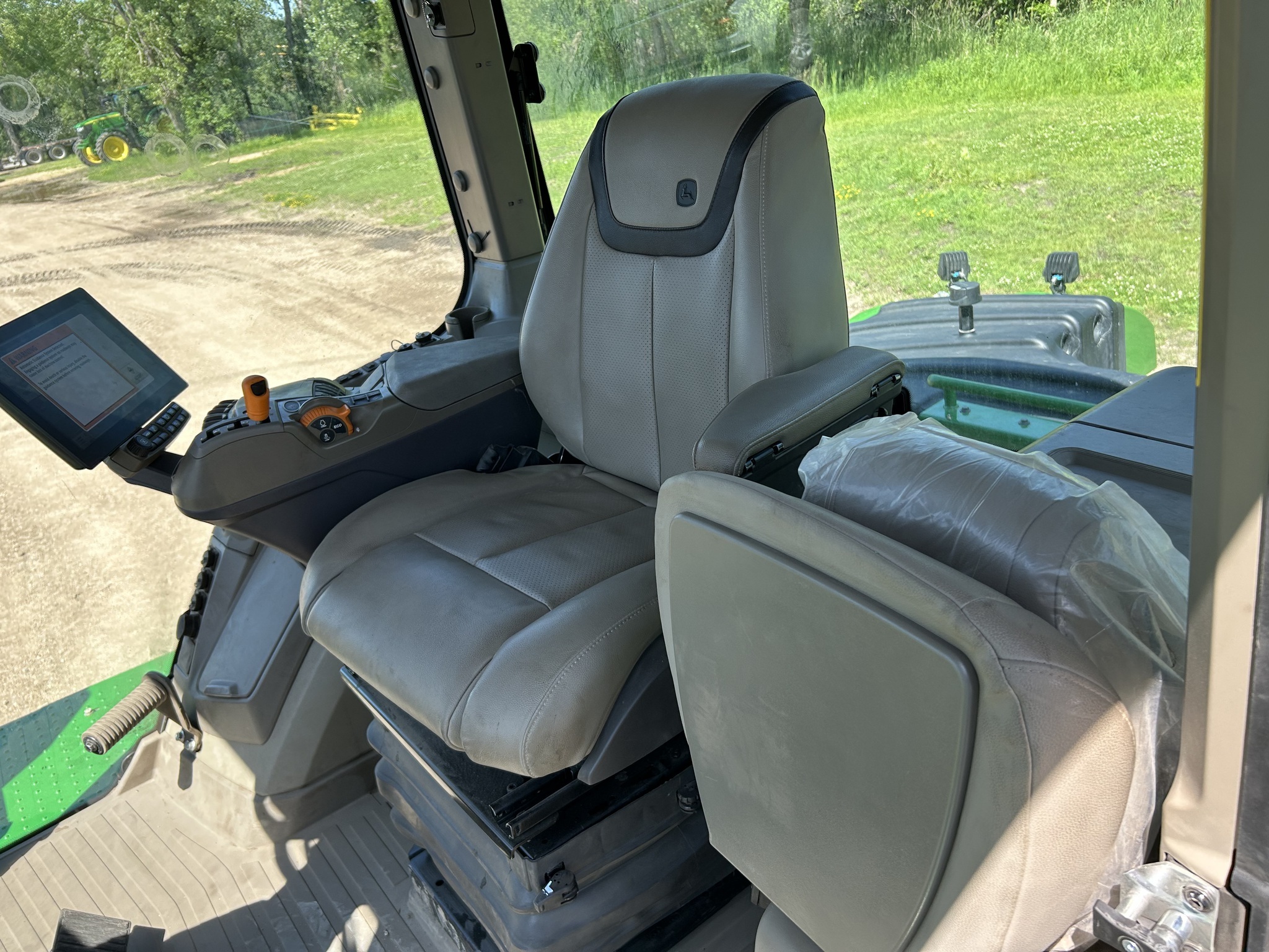 2024 John Deere 9RX 640 Tractor