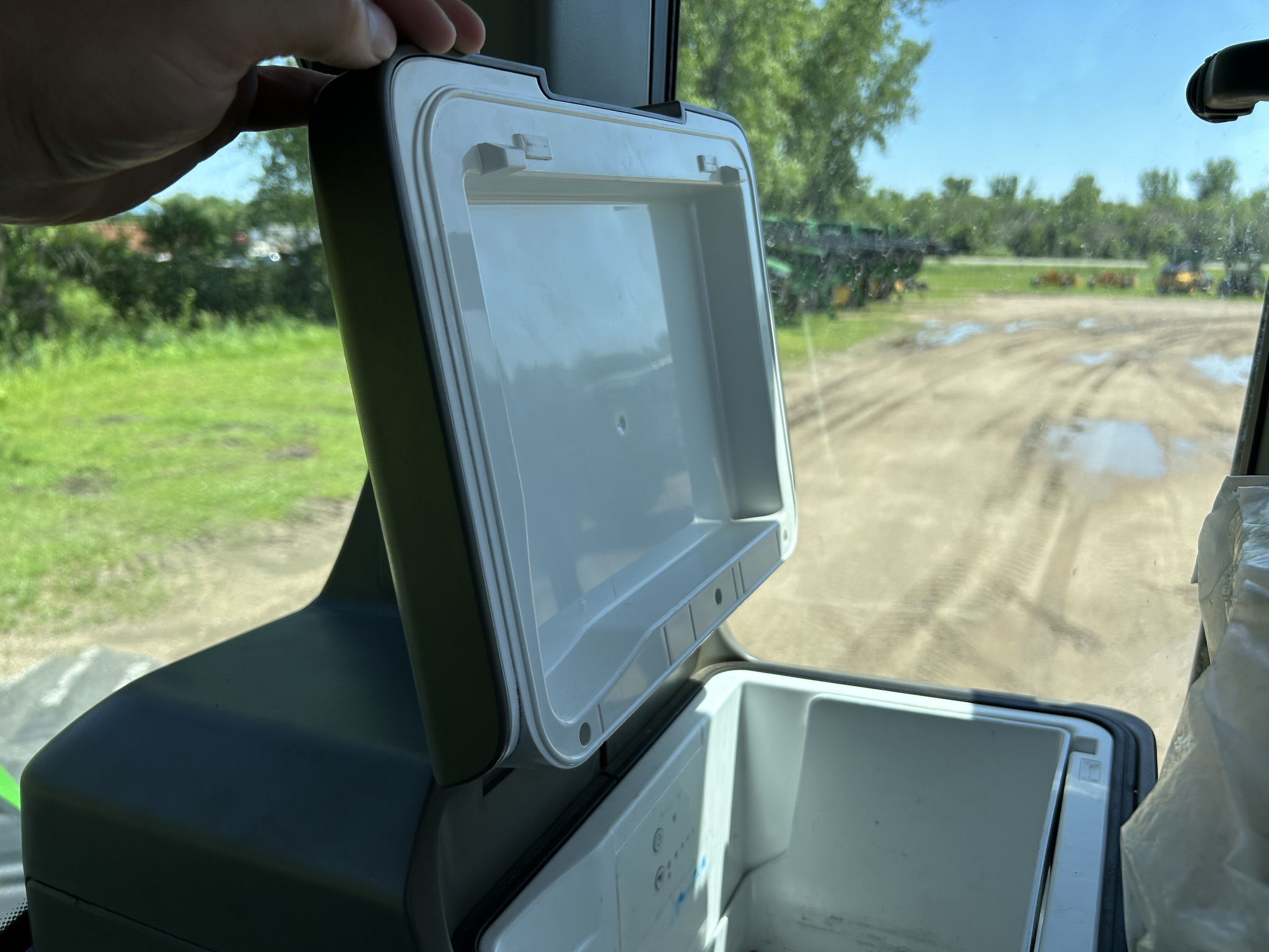 2024 John Deere 9RX 640 Tractor