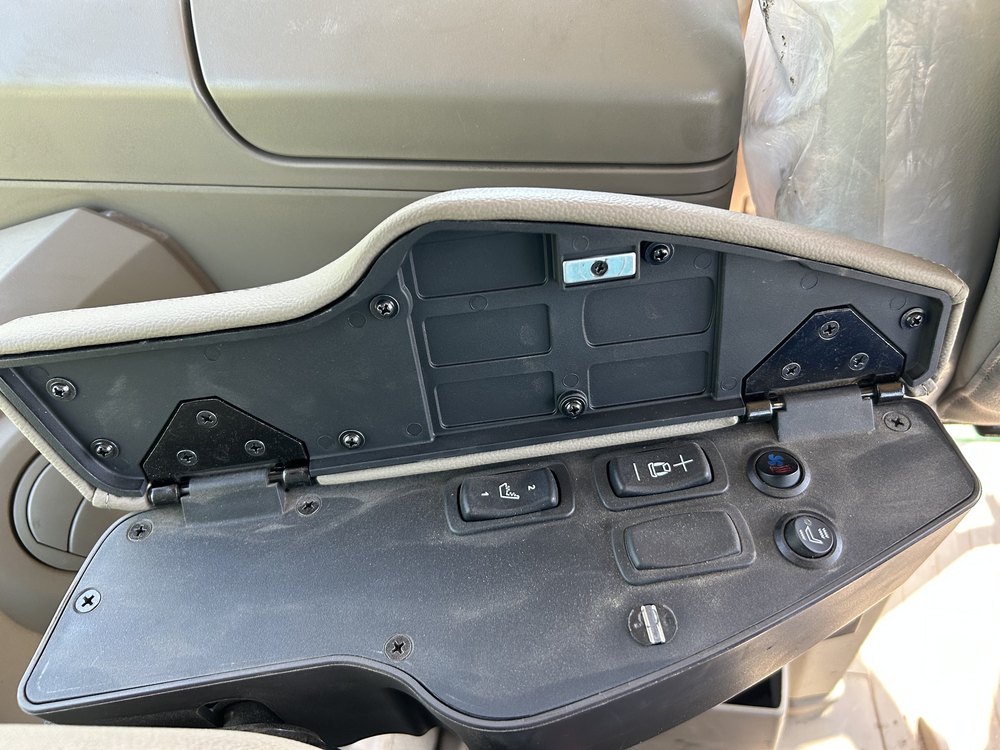 2024 John Deere 9RX 640 Tractor