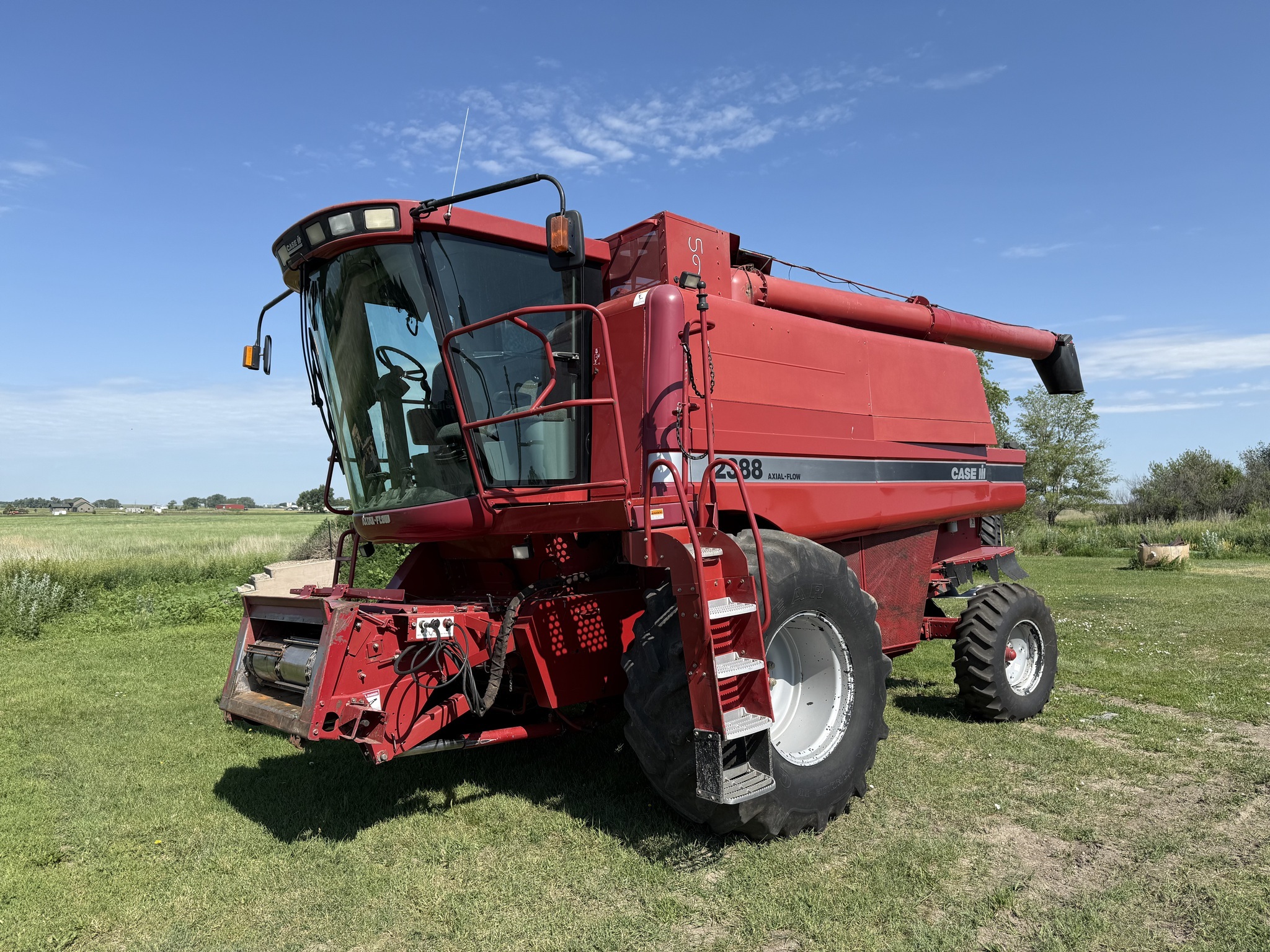 2000 Case IH 2388 Combine