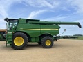 2023 John Deere S780 Combine