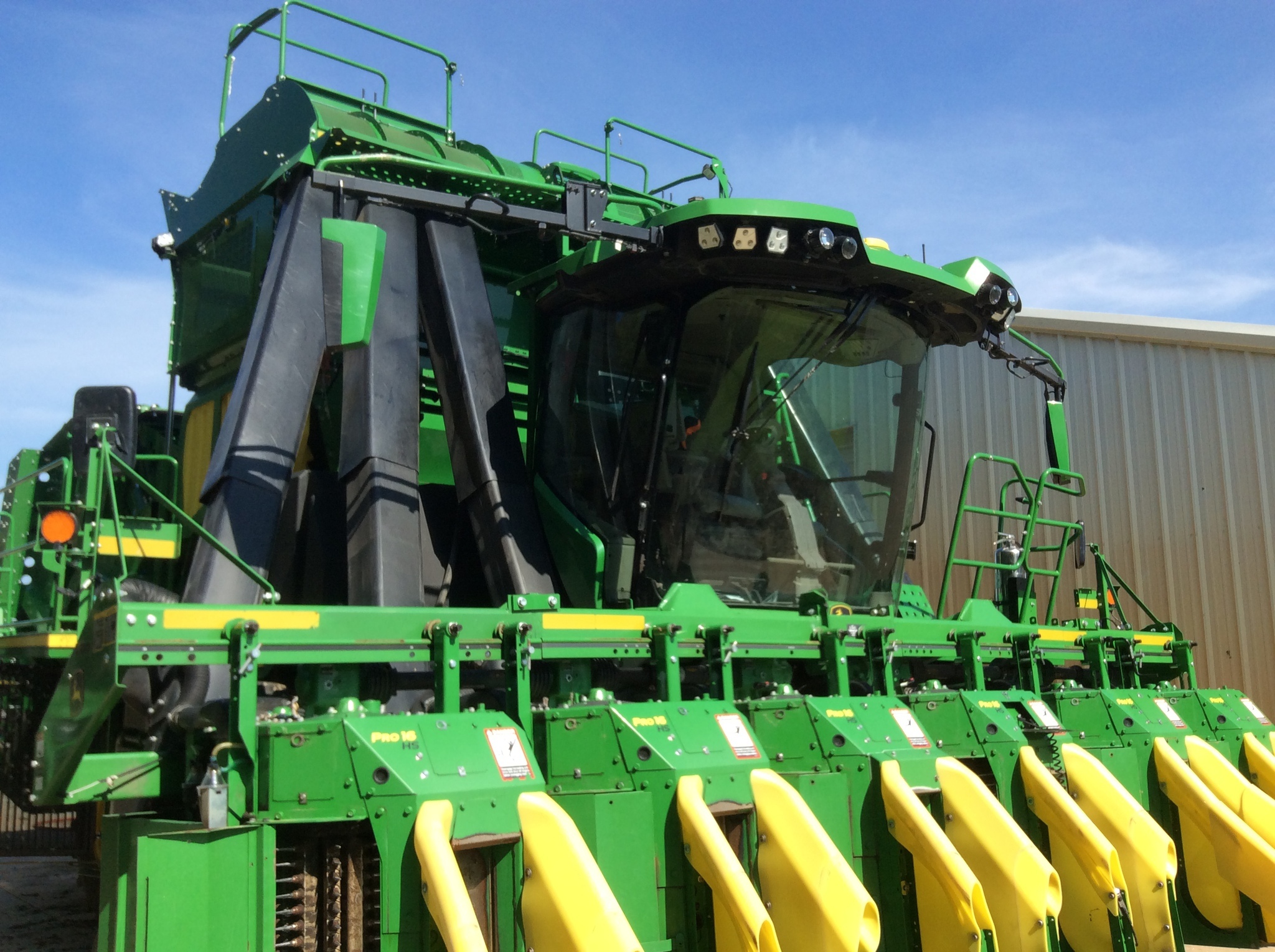 2023 John Deere CP770 Cotton Equipment