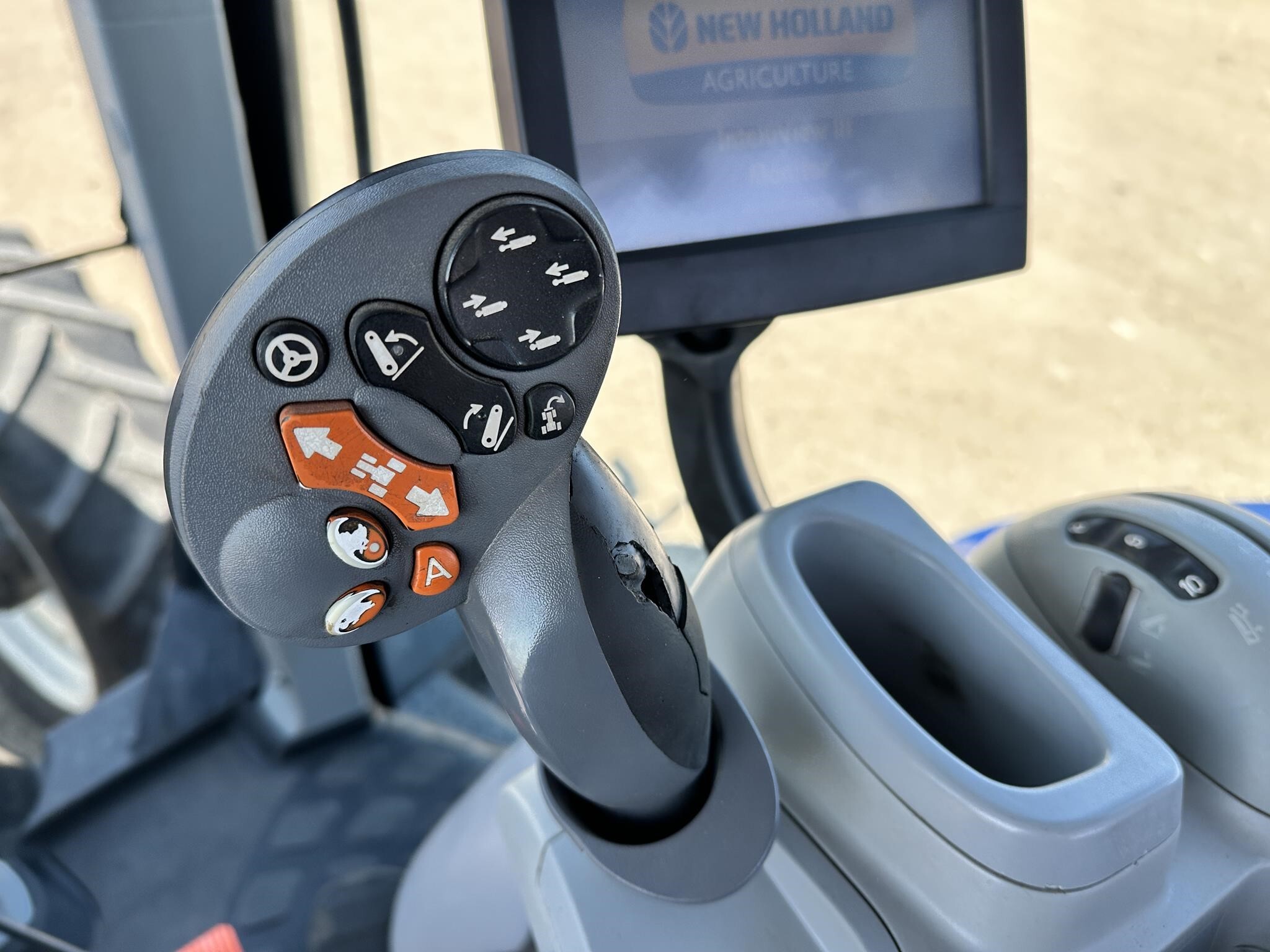 2014 New Holland T7.260 Tractor