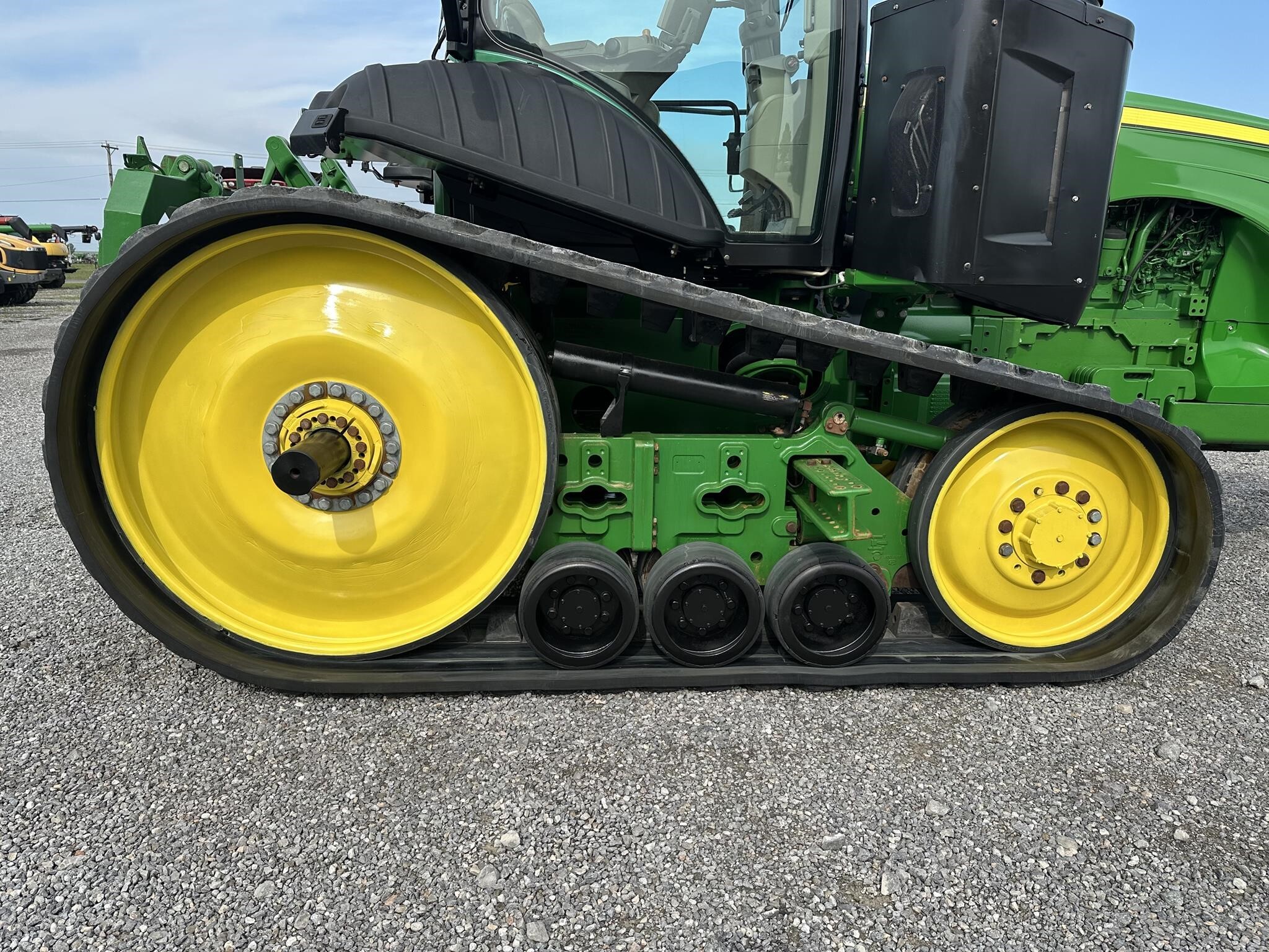 2015 John Deere 8370RT Tractor