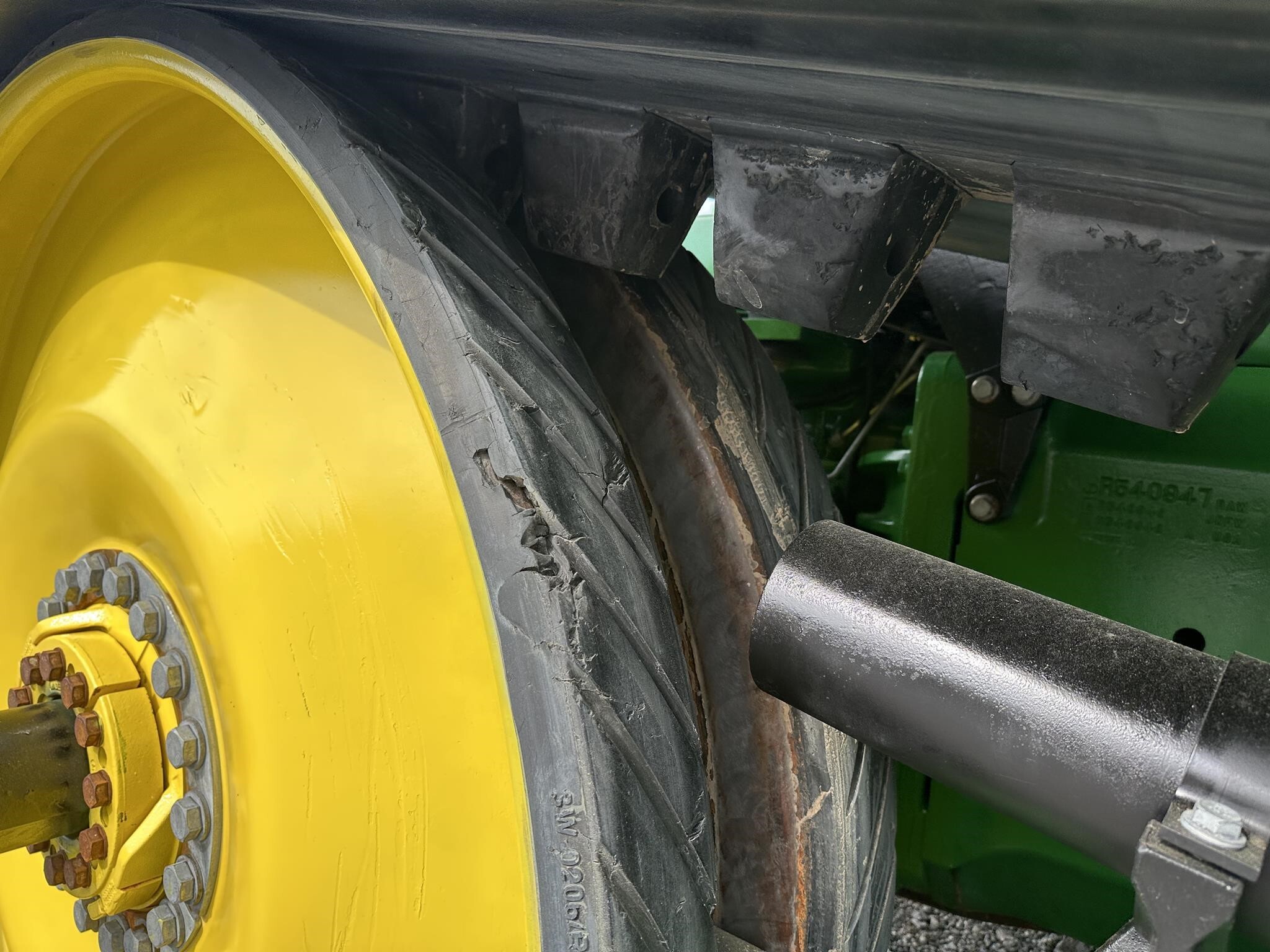 2015 John Deere 8370RT Tractor