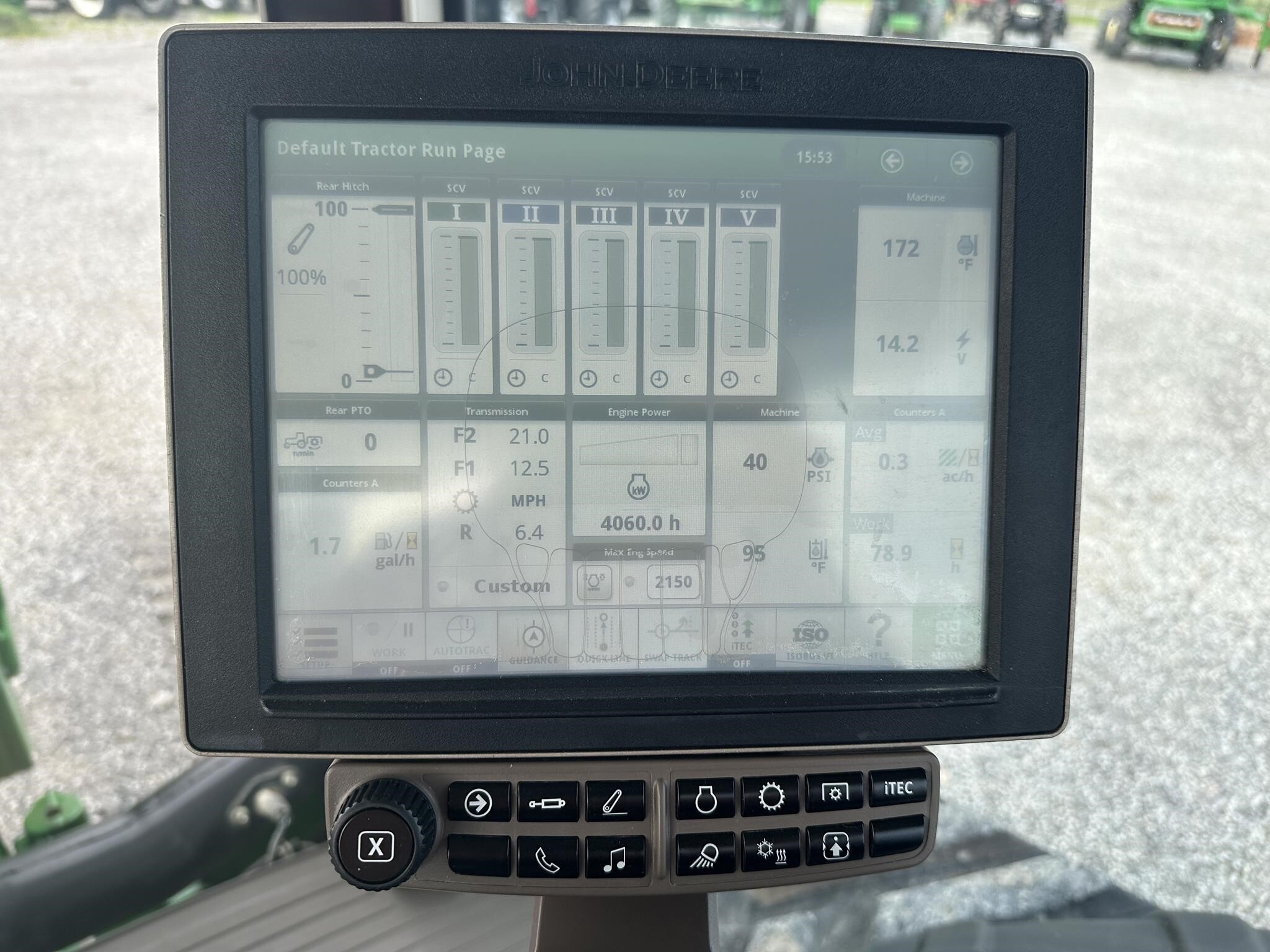 2015 John Deere 8370RT Tractor