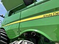 2017 John Deere S680 Combine