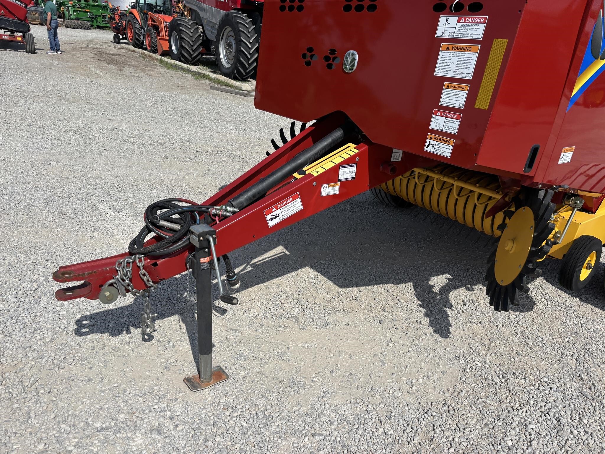 2021 New Holland Roll-Belt 450 Utility Round Baler