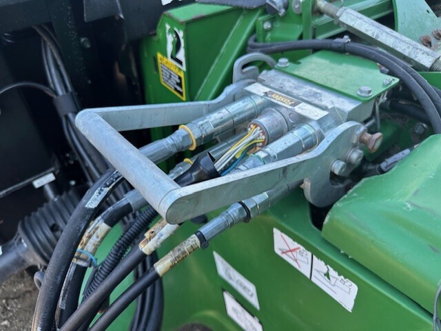 2018 MacDon FD130 Platform