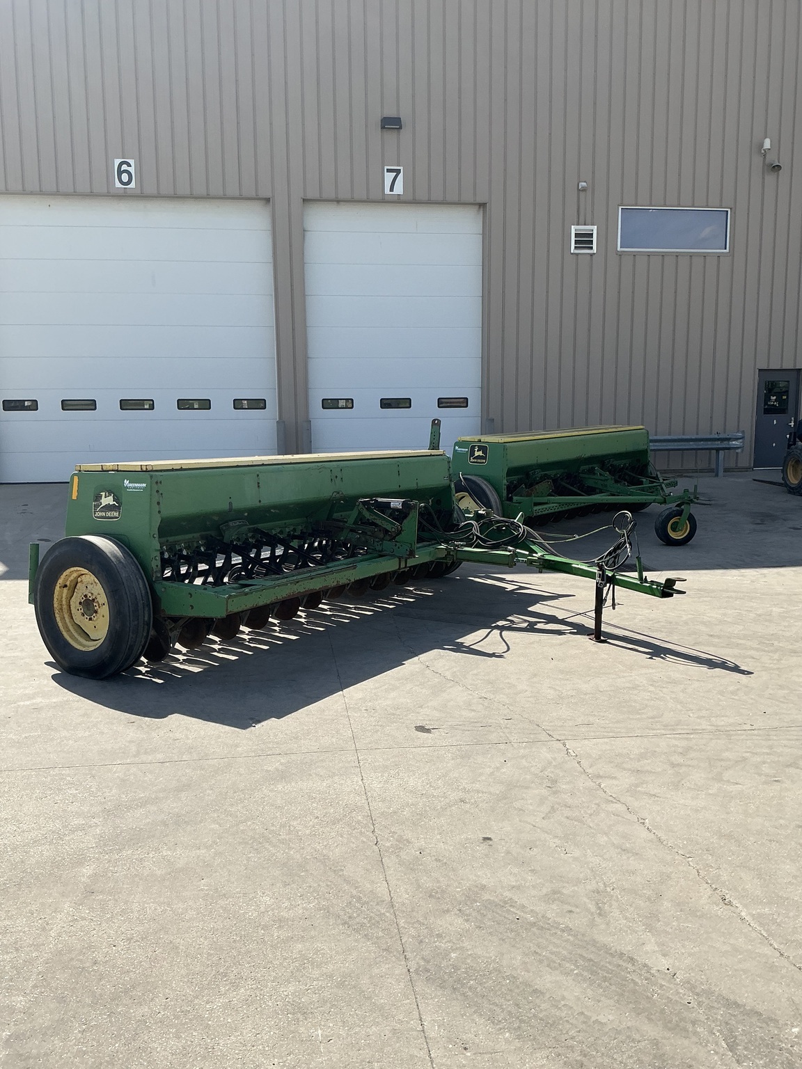 1983 John Deere 8300 Drill