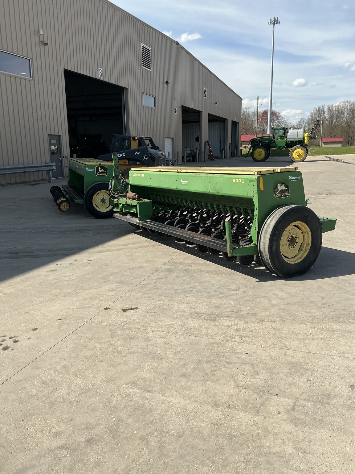 1983 John Deere 8300 Drill