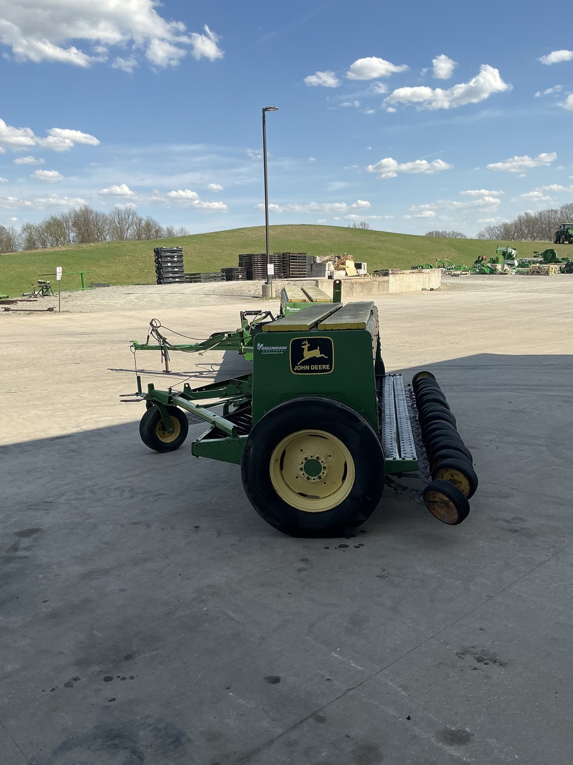 1983 John Deere 8300 Drill