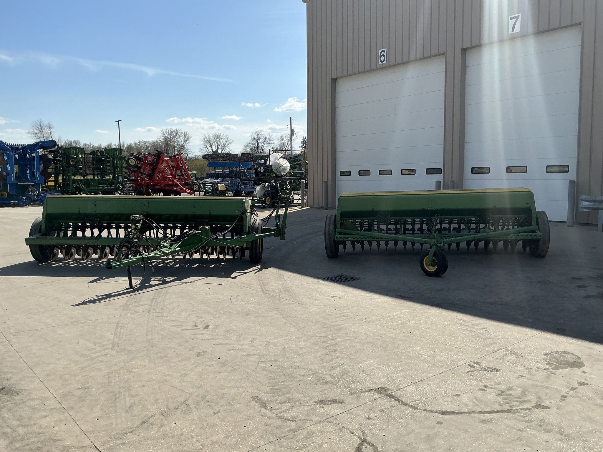 1983 John Deere 8300 Drill