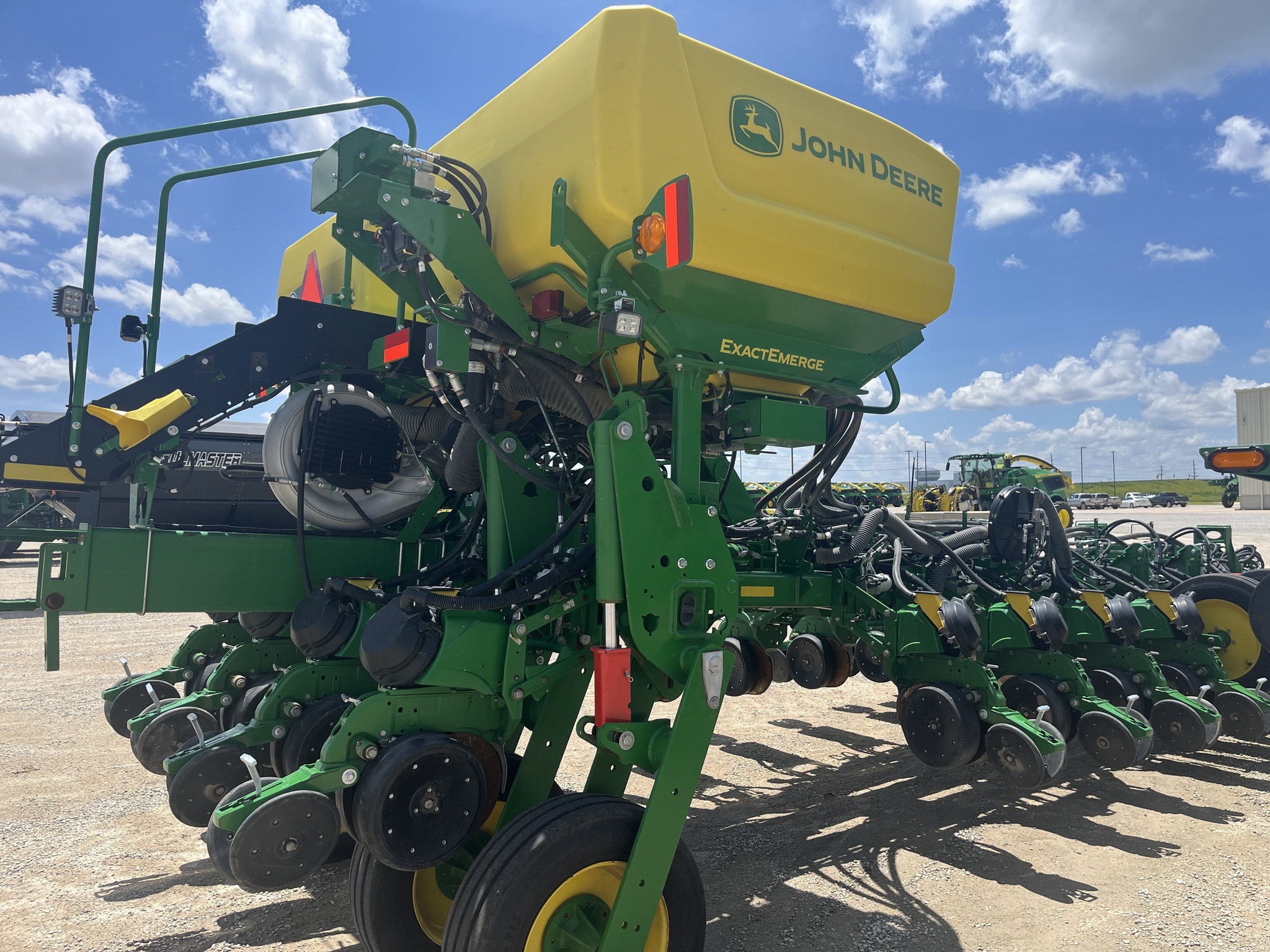 2023 John Deere 1775NT Planter