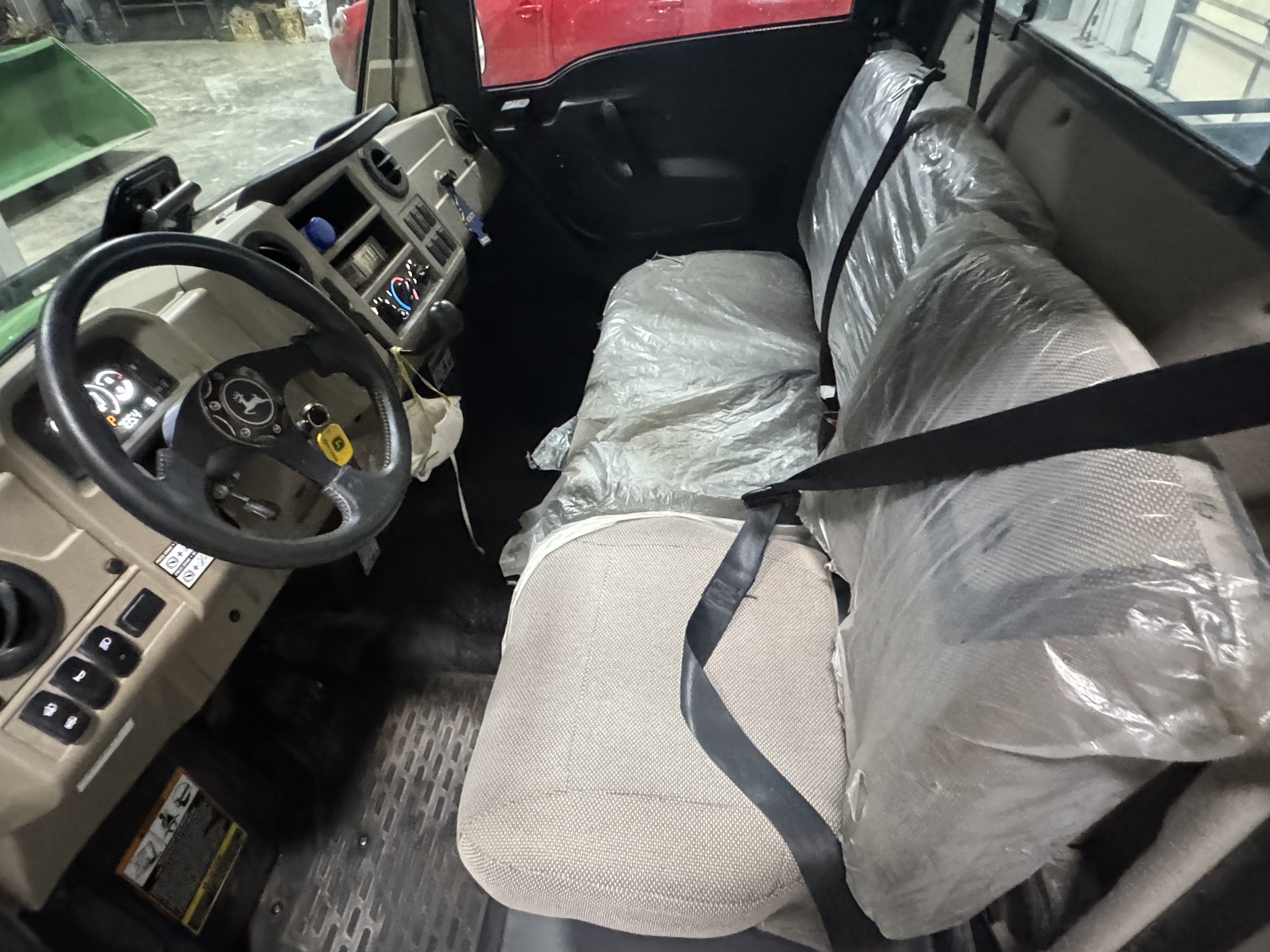 2023 John Deere XUV835R ATVs and Utility Vehicle