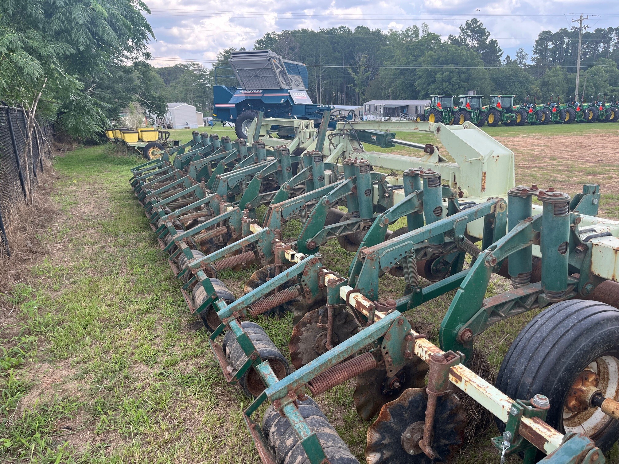 2016 Kelley Manufacturing 6700 Strip-Till