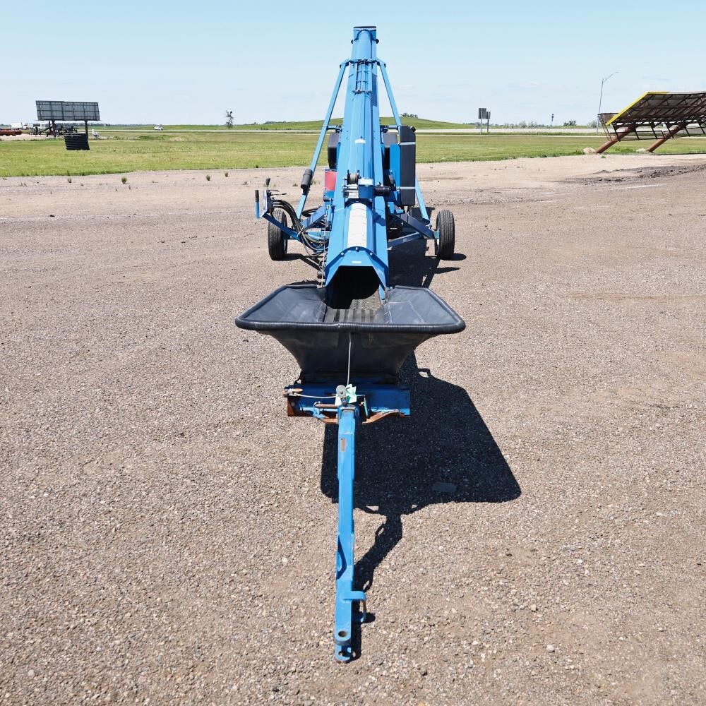 2018 Brandt 1547LP+ Augers and Conveyor