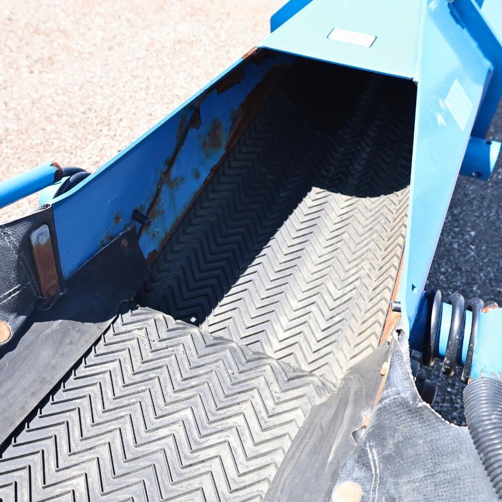 2018 Brandt 1547LP+ Augers and Conveyor