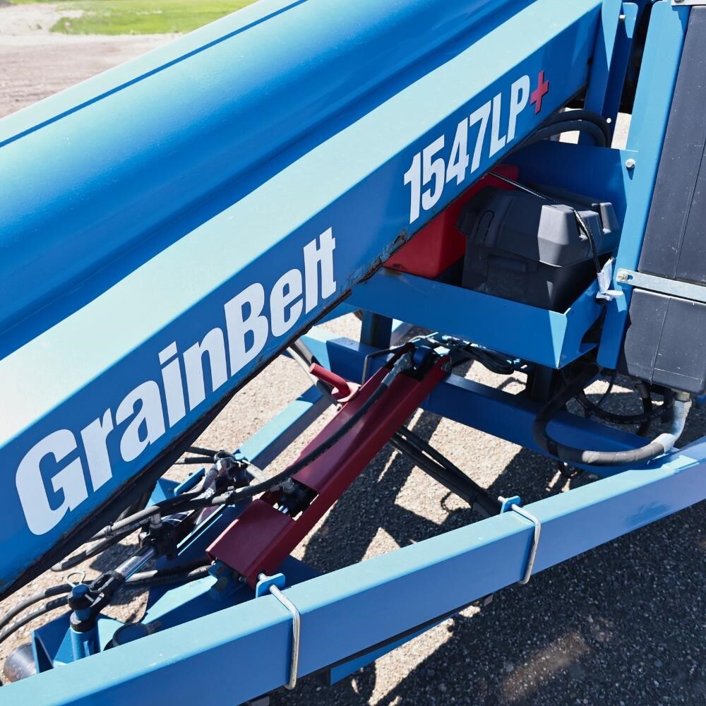 2018 Brandt 1547LP+ Augers and Conveyor