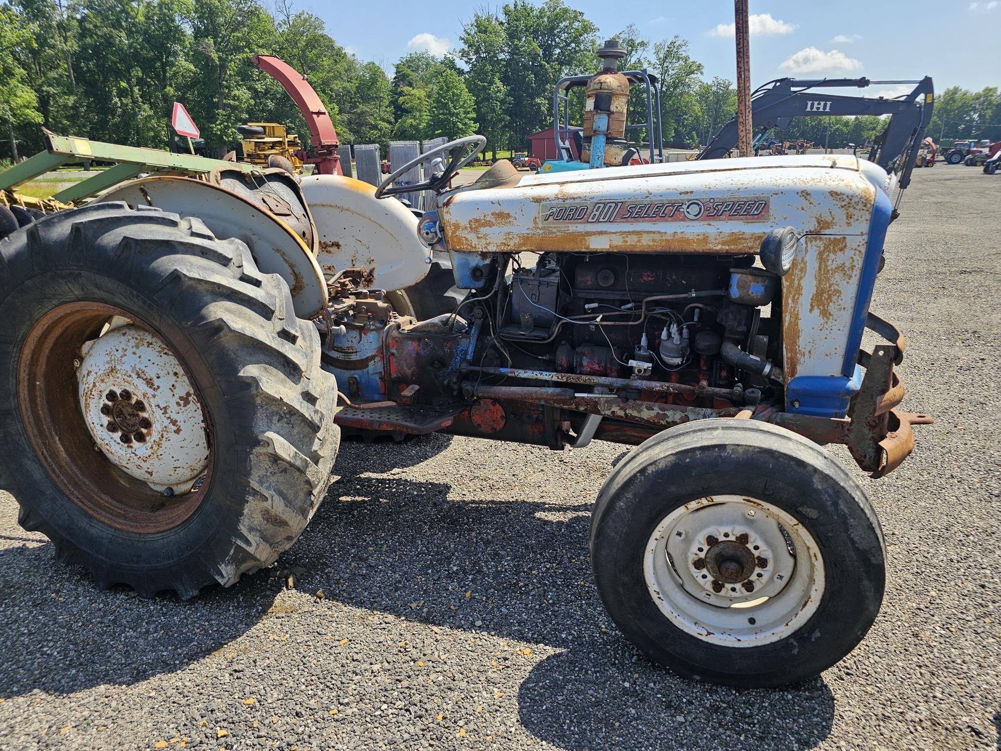 1959 Ford 881 Tractor