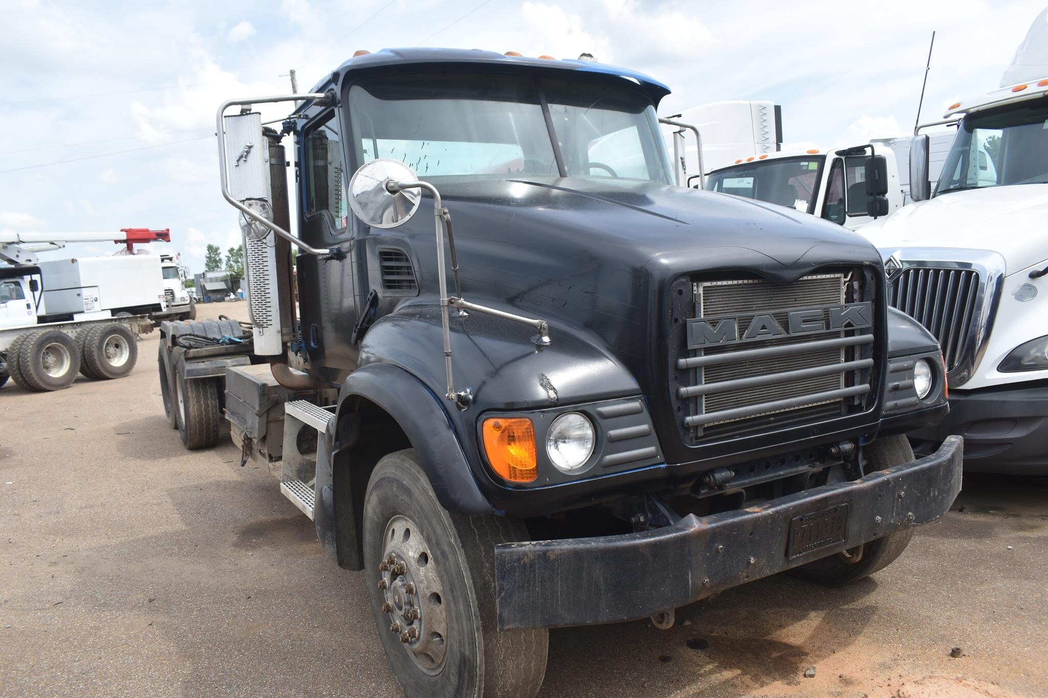 2006 Mack Granite CV713 Dump Trucks/Trailer