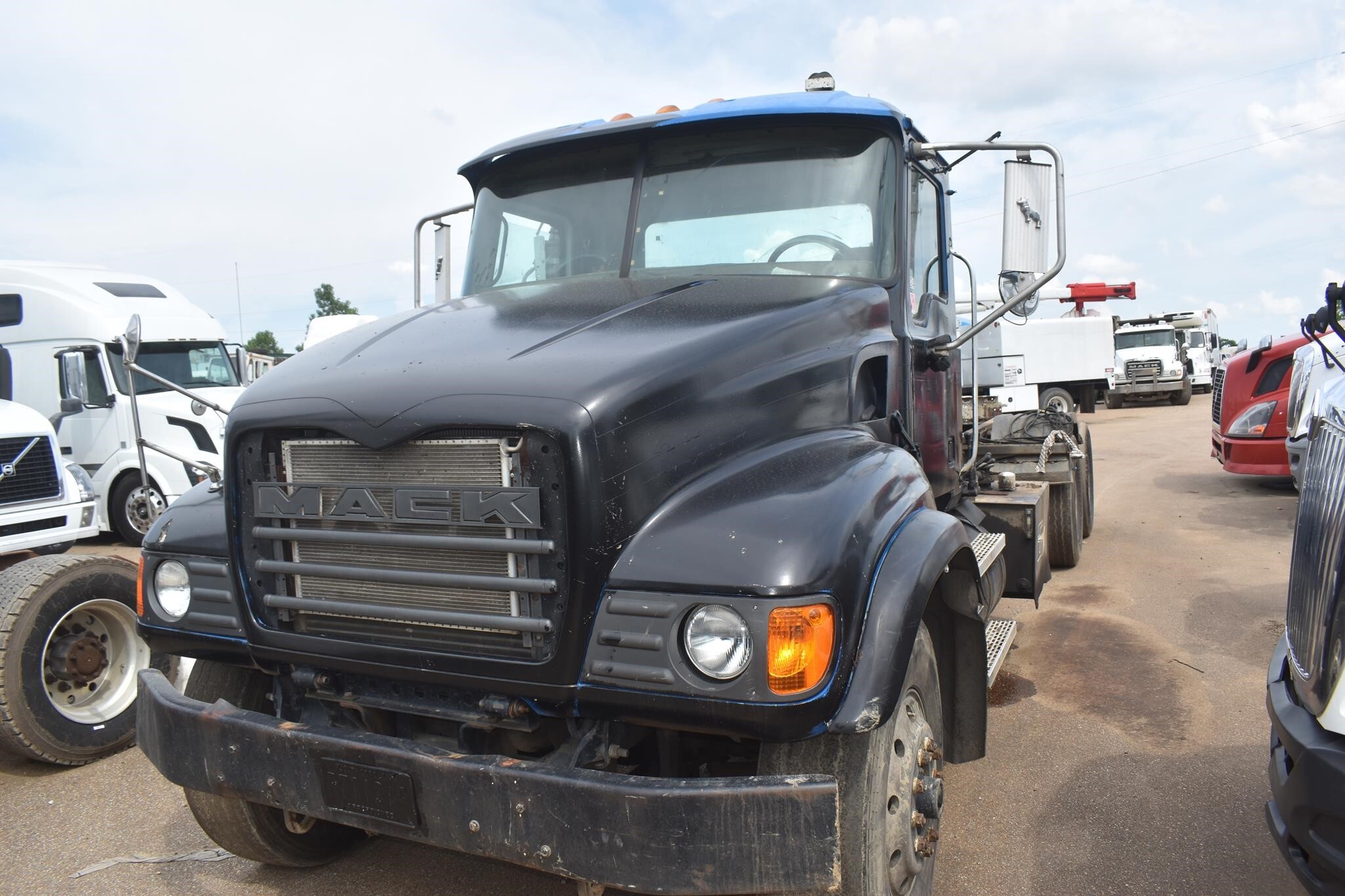2006 Mack Granite CV713 Dump Trucks/Trailer