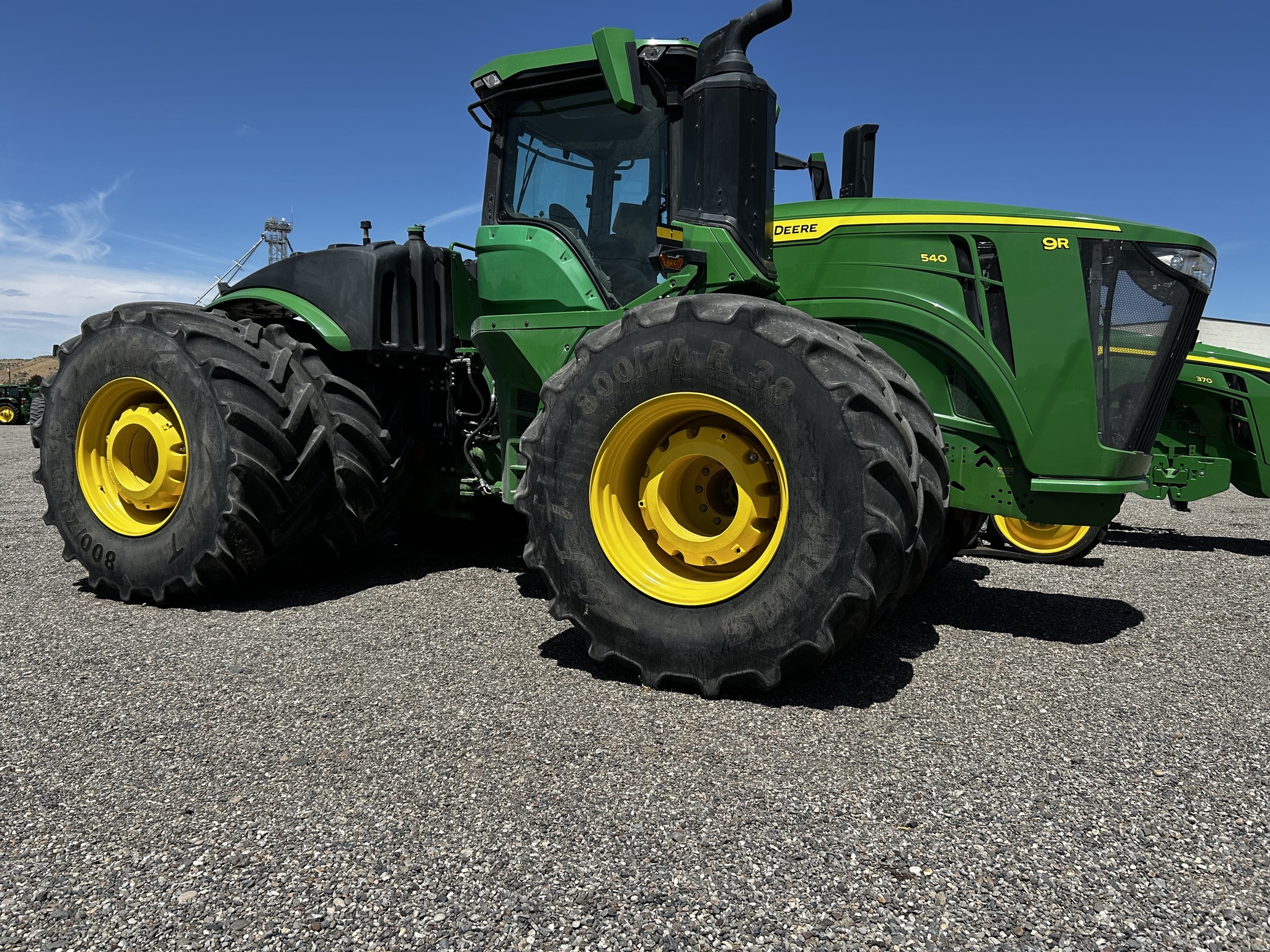 2022 John Deere 9R 540 Tractor