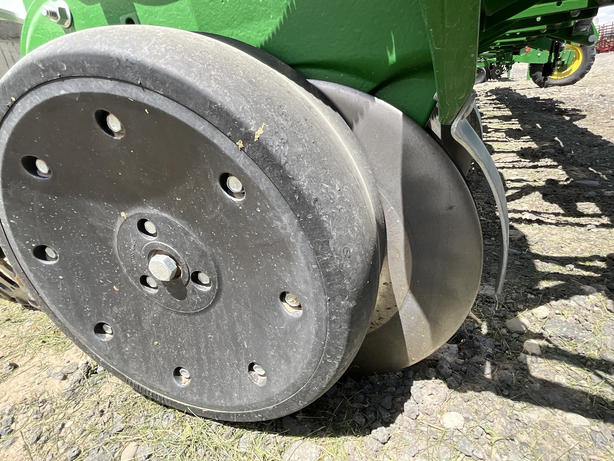 2017 John Deere 1735 Planter