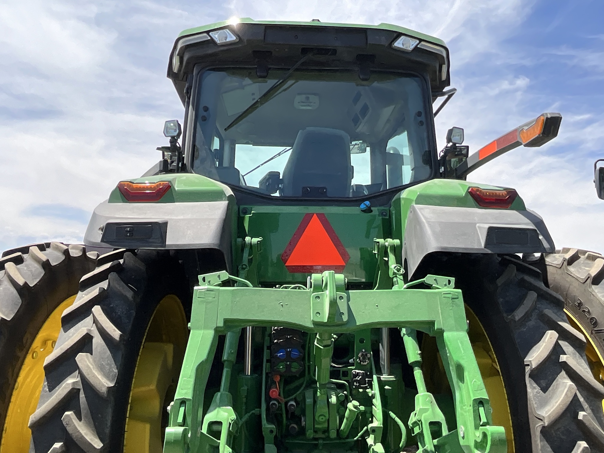2024 John Deere 8R 250 Tractor