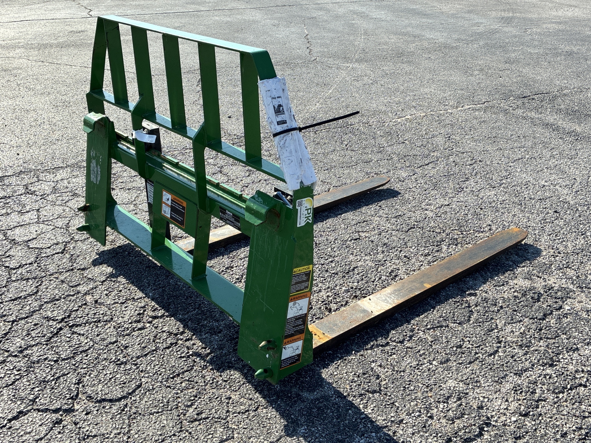 2022 Frontier AP12F Loader and Skid Steer Attachment