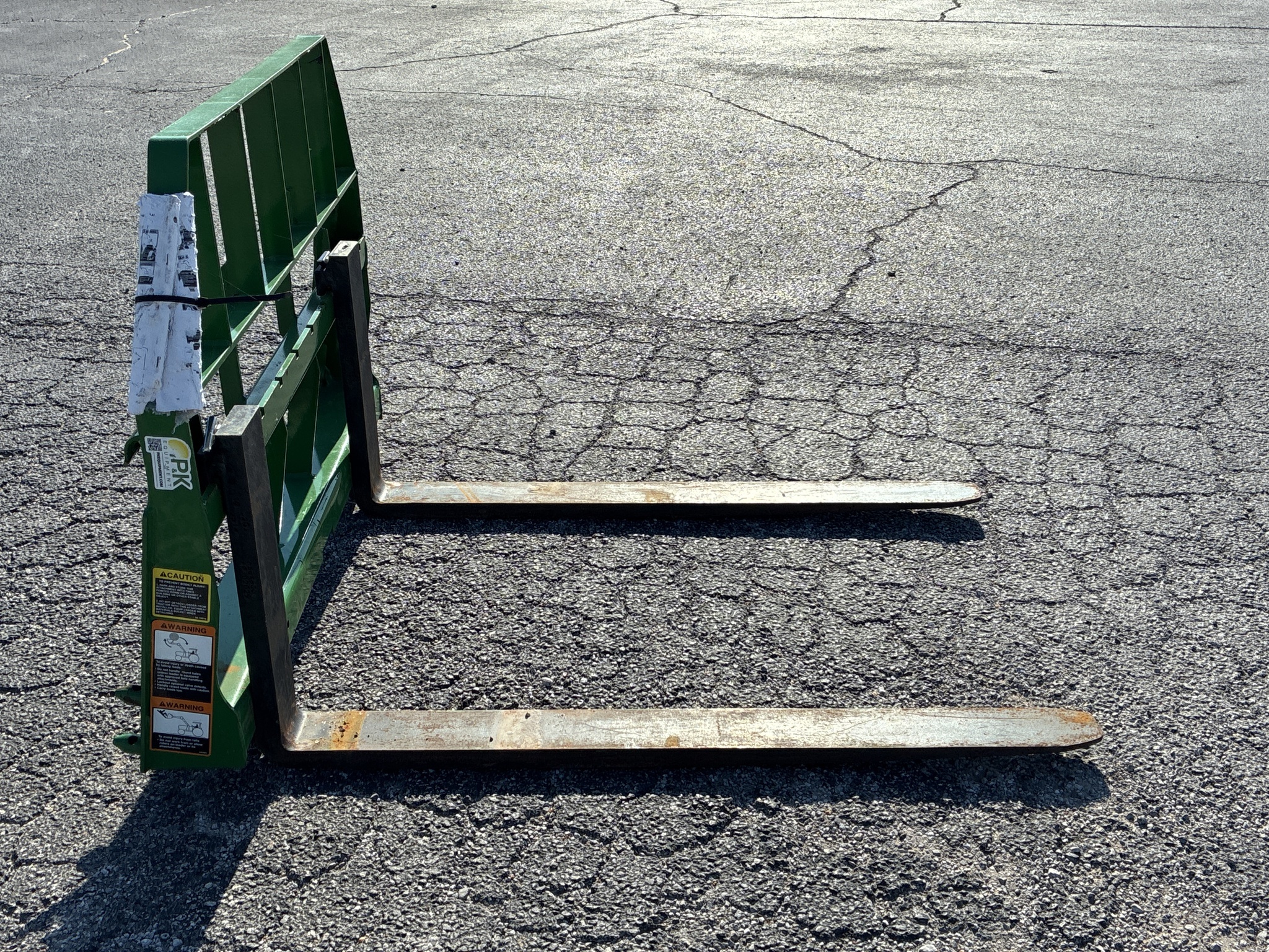 2022 Frontier AP12F Loader and Skid Steer Attachment