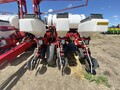 2011 White 8200 Planter