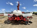 2011 White 8200 Planter