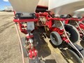 2011 White 8200 Planter