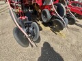2011 White 8200 Planter
