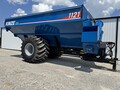 Kinze 1121 Grain Cart