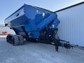  Kinze 1121 Grain Cart